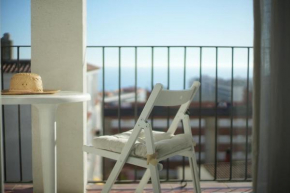 APARTMENT WITH SEA VIEW & pool, garden, dishwasher